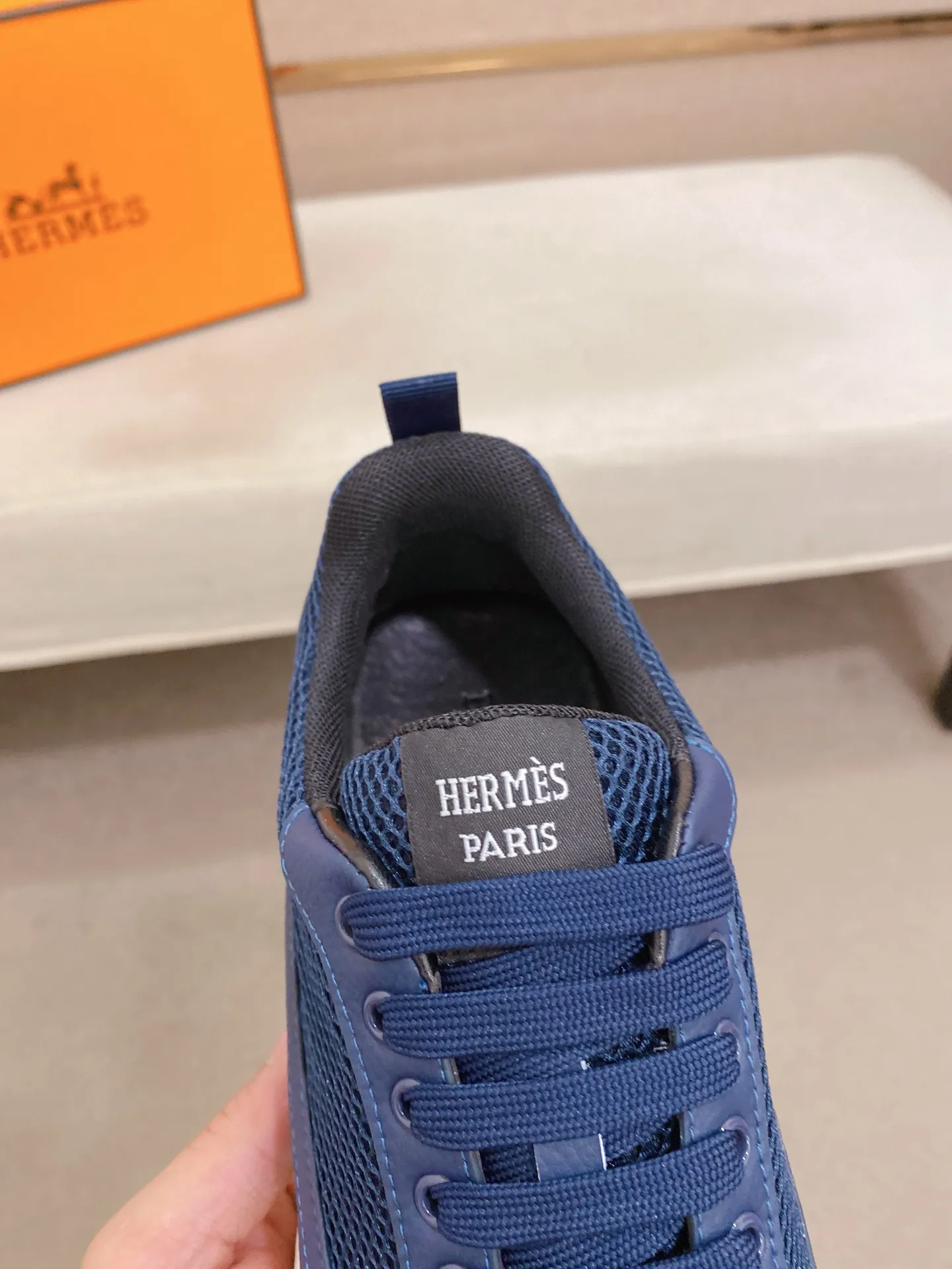 Men's clothing and shoes💰: 462💰《HERMES》【Classic Original Version】Hermès; Top 🔝 Purchasing Agency 🔍🔍Men's latest 🇺🇸 counters are on sale simultaneously, imported from Italy original ▲▲cowhide ▲▲ (high-end, extravagant and classy) ) Exquisite workmanship (Italian 🇮🇹 imported water-dyed 🐂 cowhide lining) sole: original sole provided by the original factory, ⚠️exclusive double-layer activity·TPR·rubber·combined molded outsole; super comfortable·wear-resistant·non-slip·environmental protection The real thing is more beautiful if you take the real thing (high quality, follow the order). You can enter and exit the counter at will * Number of yards: 38-44 (45 can be customized and cannot be returned or exchanged)
